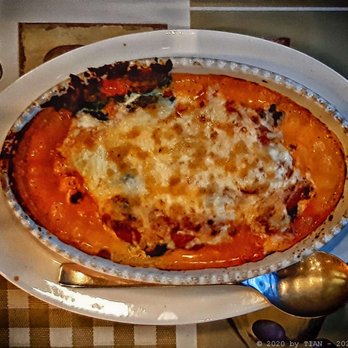 Pastaria - In viel Tomatenpampe verbergen siech hier drei mickrige Cannelloni unter etwas Käse (03/2020) - Pizza Near Me - Hamburg, HH