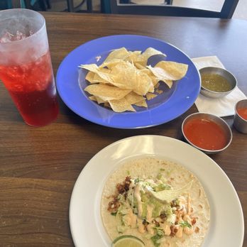 Caliente Mexican Grill - Clean & Well prepped ! Nice people & yes TVs & drinks - Mexican Near Me - Phoenix, Arizona Caliente Mexican Grill - Clean & Well prepped ! Nice people & yes TVs & drinks - Mexican Near Me - Phoenix, Arizona