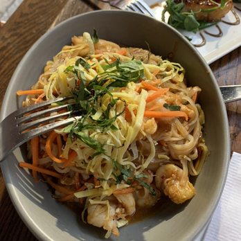 Sampan - Shrimp Pad Thai - Asian Fusion Near Me - Philadelphia, Pennsylvania Sampan - Shrimp Pad Thai - Asian Fusion Near Me - Philadelphia, Pennsylvania