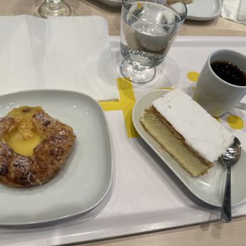 IKEA Restauranten Leangen - Cafes Near Me - Trondheim, 16 IKEA Restauranten Leangen - Cafes Near Me - Trondheim, 16
