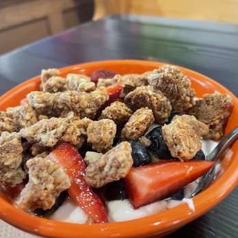 Halo Roasters - Yogur parfait - Coffee & Tea Near Me - Springfield, New Jersey