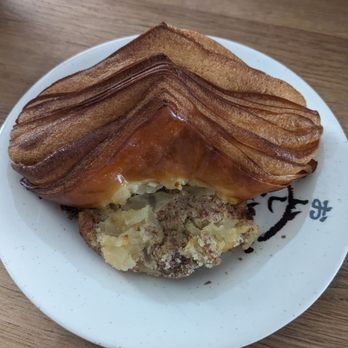 PRB Boulangerie - Pear Danish - Bakeries Near Me - Cambridge, Massachusetts
