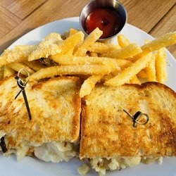 Drift Lakeside - Cauliflower Grilled Cheese with Parmesan Fries