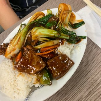 Swatow Restaurant - Chinese Near Me - Toronto, Ontario