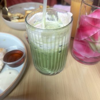 Breezy - Matcha shake - Breakfast & Brunch Near Me - San Juan Capistrano, California
