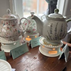 Clarity House Bakery & Tea Room - Tea pots