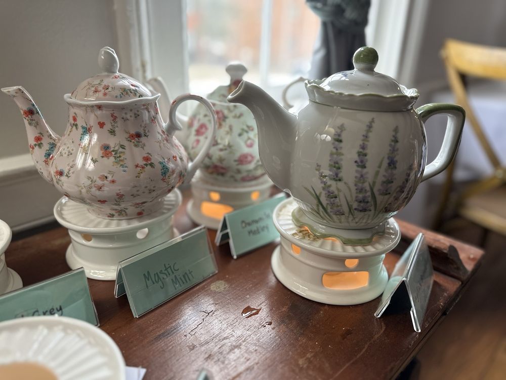 Clarity House Bakery & Tea Room Logo