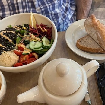 Le Pain Quotidien - Quinoa Avocado Salad with 2 slices of fresh bread - Bakeries Near Me - Studio City, California Le Pain Quotidien - Quinoa Avocado Salad with 2 slices of fresh bread - Bakeries Near Me - Studio City, California