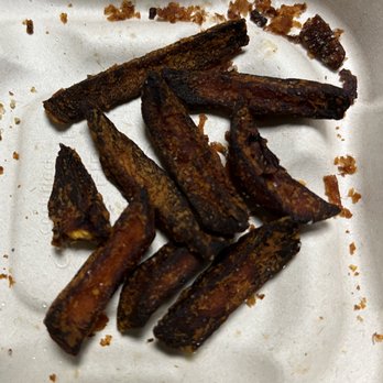 Honolulu Burger Company - Kaimuki - And some more very burnt, crunchy, bitter sweet potato fries. - Burgers Near Me - Honolulu, Hawaii Honolulu Burger Company - Kaimuki - And some more very burnt, crunchy, bitter sweet potato fries. - Burgers Near Me - Honolulu, Hawaii
