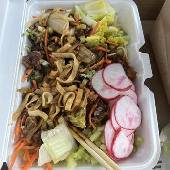 Destination Taiwan - Beijing Zha Jiang Mian pork noodles - Bubble Tea Near Me - Cheyenne, Wyoming