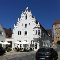 Landhotel "Weißer Hahn"