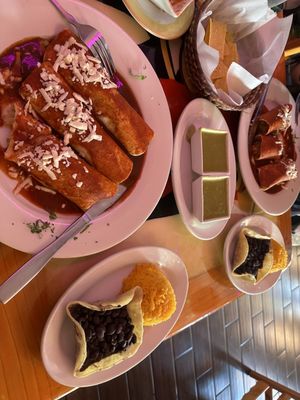 Mariachi Mexican Restaurant by null