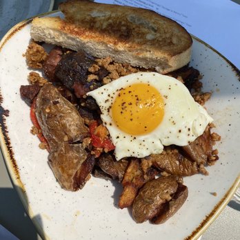 Everly - Sausage Potato Hash - New American Near Me - Madison, Wisconsin