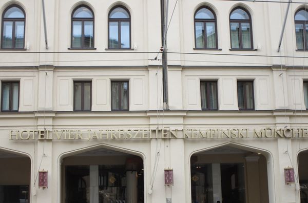 Hotel Vier Jahreszeiten Kempinski München by null