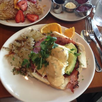 Plums Cafe - Breakfast & Brunch Near Me - Costa Mesa, California
