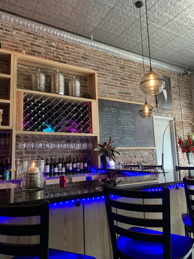 SPLASH WINE BAR 16 Reviews American (New) 325 Ouchita Ave, Hot