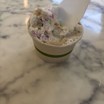 Savor Ice Cream - Vegan birthday cake mini scoop - Ice Cream & Frozen Yogurt Near Me - Chico, California Savor Ice Cream - Vegan birthday cake mini scoop - Ice Cream & Frozen Yogurt Near Me - Chico, California