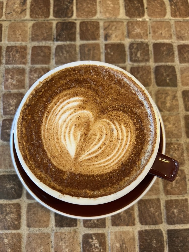 Monse's Cafe Logo