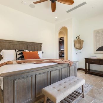 TRAVLR Vacation Homes - Vacation Rentals Near Me