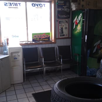 Meadows Automotive - Waiting area. - Auto Repair Near Me - White Lake, Michigan Meadows Automotive - Waiting area. - Auto Repair Near Me - White Lake, Michigan