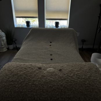 Alyss Chacon - Reiki room - Reiki Near Me - Duarte Ca , California Alyss Chacon - Reiki room - Reiki Near Me - Duarte Ca , California