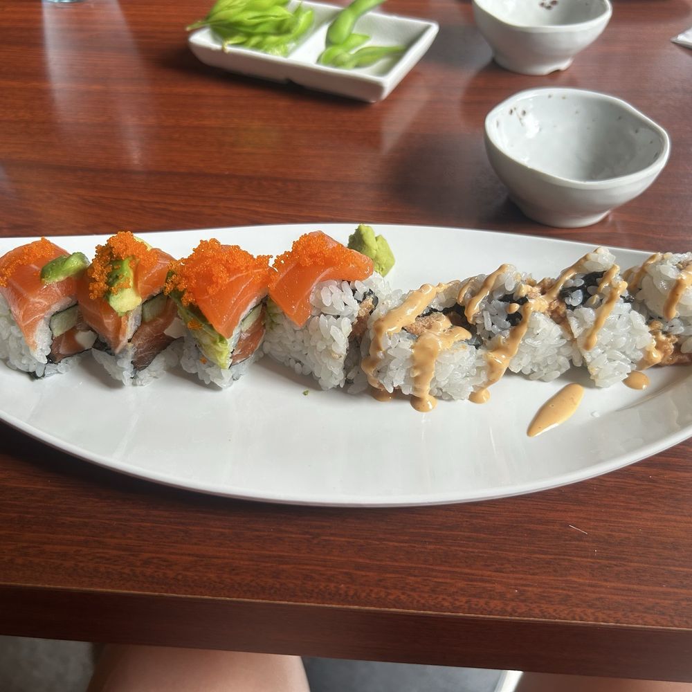 Ginza Sushi - Alaskan Roll and Spicy Ahi Roll - Sushi Bars Near Me - Honolulu, Hawaii Ginza Sushi - Alaskan Roll and Spicy Ahi Roll - Sushi Bars Near Me - Honolulu, Hawaii