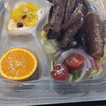 Hoolie's Grill - Gyro plate - Mediterranean Near Me - Tuscaloosa, Alabama