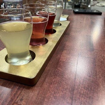 Ginger's Revenge - Flight - Breweries Near Me - Asheville, North Carolina Ginger's Revenge - Flight - Breweries Near Me - Asheville, North Carolina