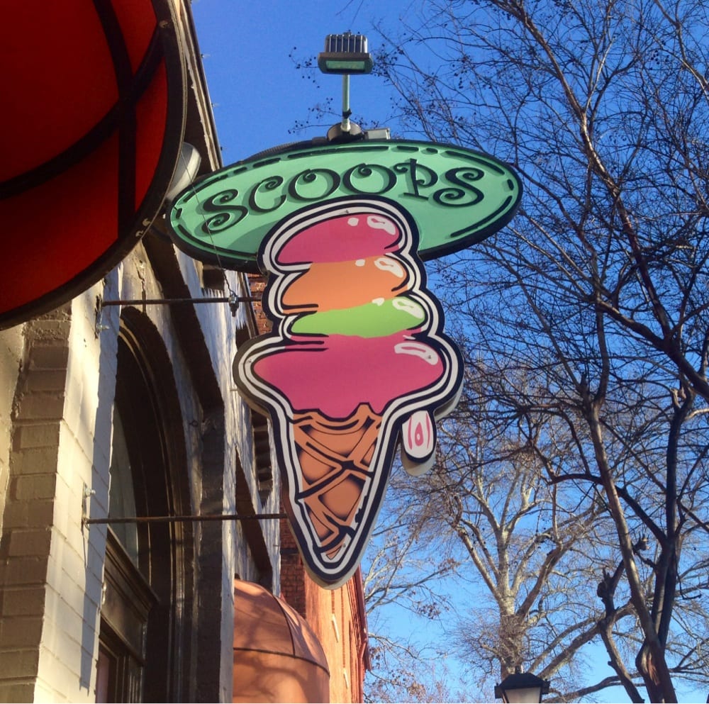 Scoops Logo