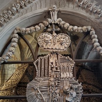 Kostnice v Sedlci - Coat of arms of the House of Schwarzenberg ... - Churches Near Me - Kutna Hora, ST Kostnice v Sedlci - Coat of arms of the House of Schwarzenberg ... - Churches Near Me - Kutna Hora, ST