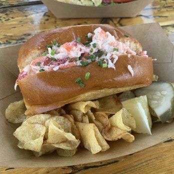 167 Raw-Fish Market - Lobster roll - Seafood Markets Near Me - Nantucket, Massachusetts 167 Raw-Fish Market - Lobster roll - Seafood Markets Near Me - Nantucket, Massachusetts