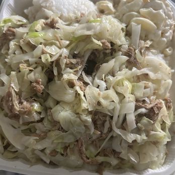 Lucky Box BBQ & Sushi  - Kalua Pork and cabbage. When we opened the large size it was full. No complaints at all - Fast Food Near Me - Ewa Beach, Hawaii