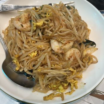 Dumpling Union - Shrimp Chow Mein - Dim Sum Near Me - San Francisco, California