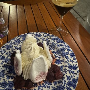 Ciccio Mio - Pavlova and espresso martini - Italian Near Me - Chicago, Illinois