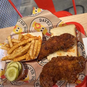 Dave's Hot Chicken - Chicken Shop Near Me - Riverview, Florida Dave's Hot Chicken - Chicken Shop Near Me - Riverview, Florida