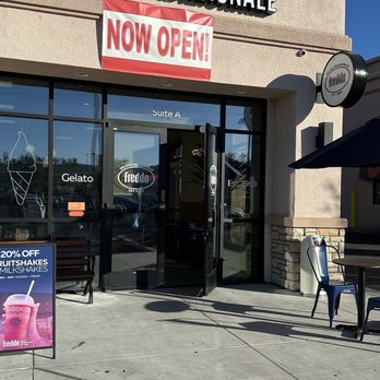 Freddo - Outside - Gelato Near Me - Las Vegas, Nevada