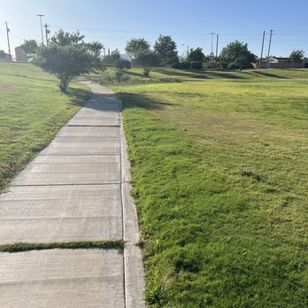 Vocational Pond Park - Park trail - Parks Near Me - El Paso, Texas Vocational Pond Park - Park trail - Parks Near Me - El Paso, Texas