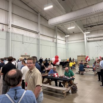 Crazy Heifer Smokehouse - Lots of folks in line and some already at the tables - Food Trucks Near Me - Dover, Pennsylvania Crazy Heifer Smokehouse - Lots of folks in line and some already at the tables - Food Trucks Near Me - Dover, Pennsylvania