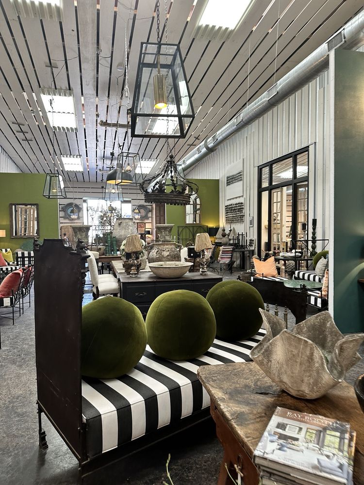 Market Hill at Round Top - Photo 3