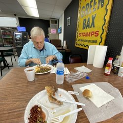 Dave's Grill & Grocery - What's left of lunch. It was amazing
