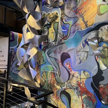 Yard House - Painting and art - New American Near Me - New York, New York Yard House - Painting and art - New American Near Me - New York, New York