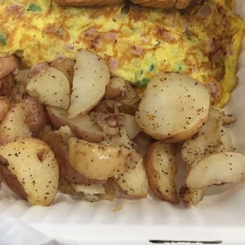 Skybridge Restaurant & Bar - Denver Omelette & potatoes - delicious! - Greek Near Me - Chicago, Illinois Skybridge Restaurant & Bar - Denver Omelette & potatoes - delicious! - Greek Near Me - Chicago, Illinois