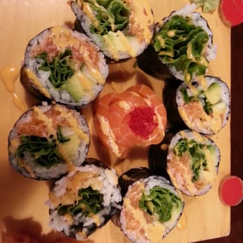 Nara Sushi - Salmon roll - Japanese Near Me - Toronto, Ontario Nara Sushi - Salmon roll - Japanese Near Me - Toronto, Ontario
