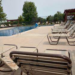 Sun Retreats Gun Lake