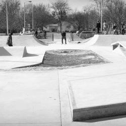 OUTLAW BOARDS - Outlaw's free concrete park