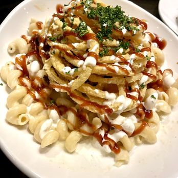 110 Grill Canton - Pulled Pork Mac & Cheese - New American Near Me - Canton, Connecticut