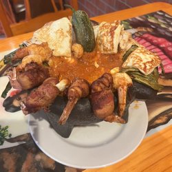 El Zapata - Molcajete mar y tierra