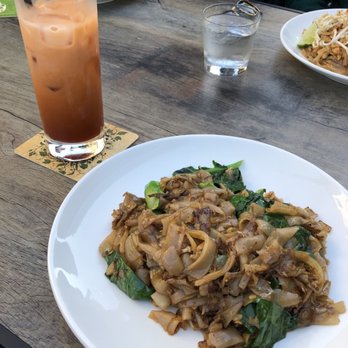 Baan Thai Restaurant - Thai Near Me - Oak Bay, British Columbia Baan Thai Restaurant - Thai Near Me - Oak Bay, British Columbia