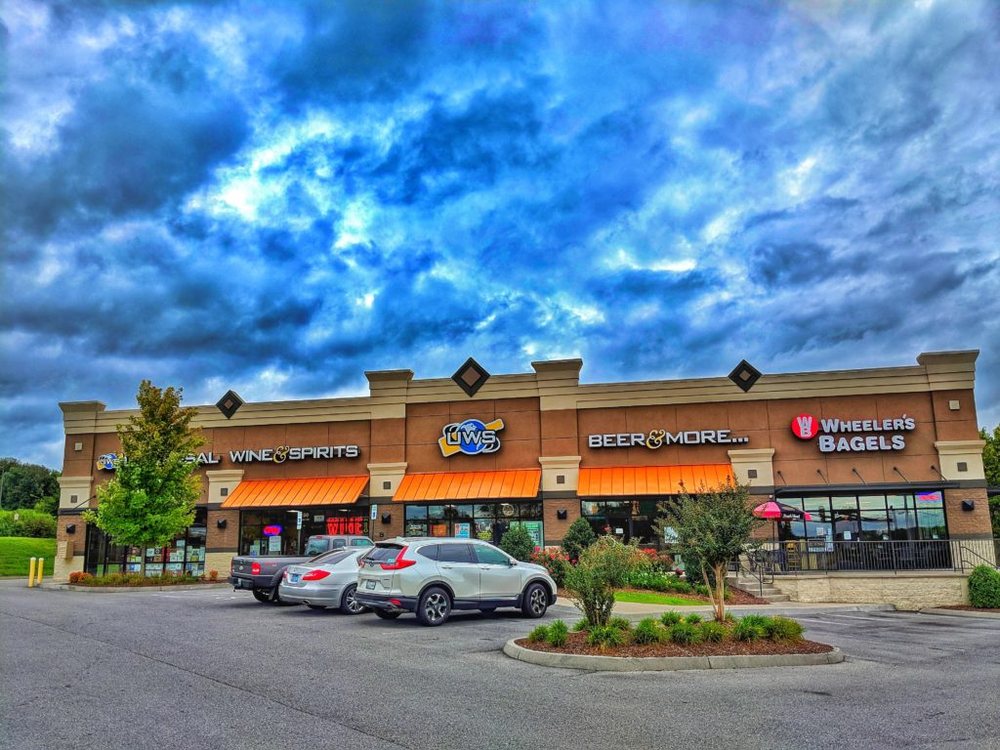 UNIVERSAL WINE & SPIRITS Updated September 2024 230 Market Place