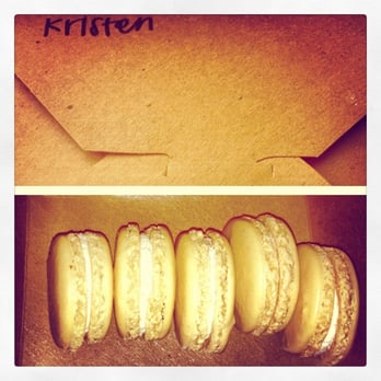 La Tour Cafe - Vanilla macaroons - Cafes Near Me - Honolulu, Hawaii